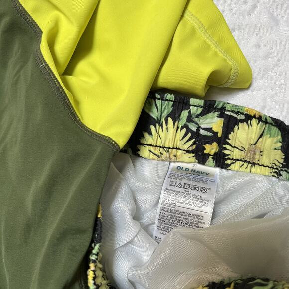 Old Navy Sunflower Swim Set Size 2T - Picture 12 of 12